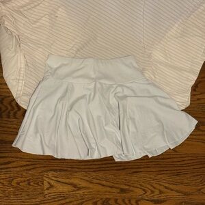 Amazon Elegant White Mini Skirt